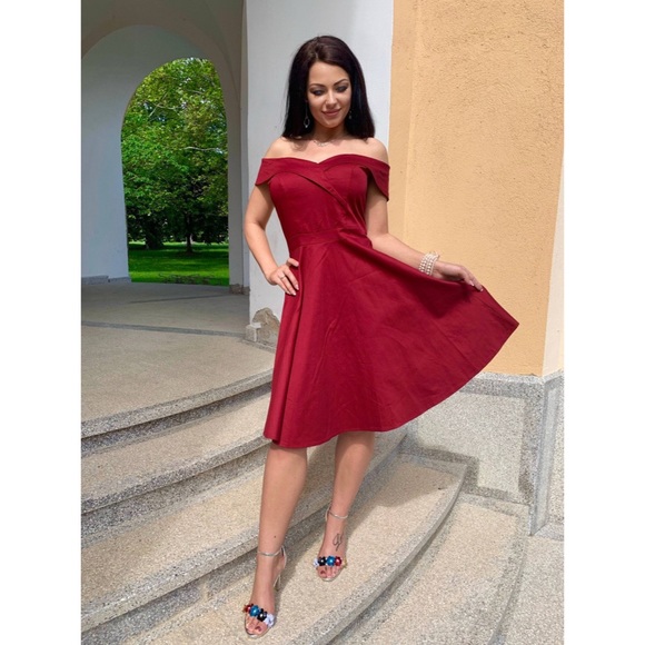 Vintage Burgundy Ann Taylor Tahari Vintage Midi - Picture 1 of 12